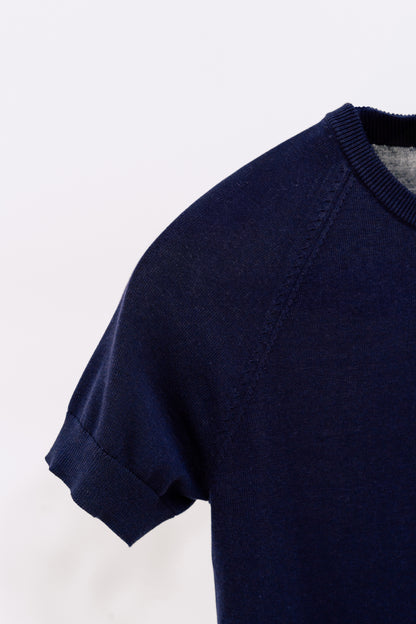 Premium essential t-shirt